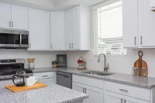 798 S Yearling Rd, Columbus, OH 43213 - Photo 5