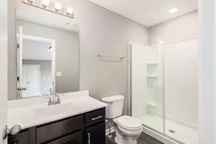 798 S Yearling Rd, Columbus, OH 43213 - Photo 9