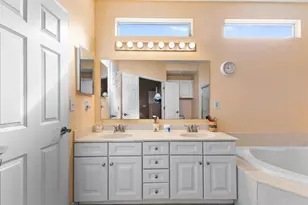 2383 Bold Venture Dr, Lewis Center, OH 43035 - Photo 17