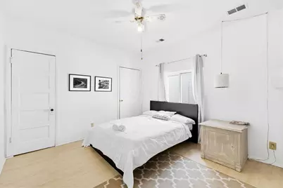 854 N High Street #H, Columbus, OH 43215 - Photo 7