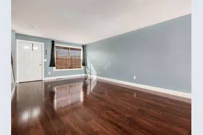 1024 Hartford Village Boulevard, Columbus, OH 43228 - Photo 9