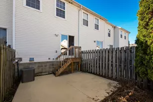 1024 Hartford Village Blvd, Columbus, OH 43228 - Photo 33