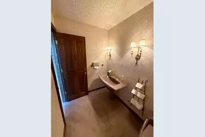 2165 Partlow Drive, Columbus, OH 43220 - Photo 17