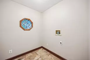 641 Sycamore Mill Dr, Columbus, OH 43230 - Photo 25