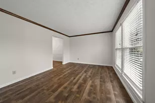 3552 Mountshannon Rd, Columbus, OH 43221 - Photo 7