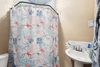 300 Dunbarton Road, Columbus, OH 43230 - Photo 33