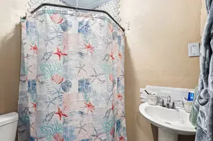 300 Dunbarton Rd, Columbus, OH 43230 - Photo 33