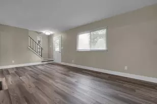 4800 Bourke Rd, Columbus, OH 43229 - Photo 9