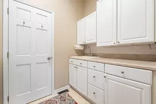 4270 Llanfair Ct, Columbus, OH 43221 - Photo 29