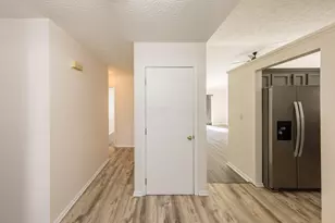 2423 Sutter Parkway Pkwy, Dublin, OH 43016 - Photo 5