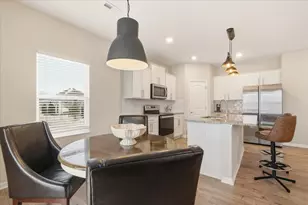 279 Mannaseh Dr W, Granville, OH 43023 - Photo 17