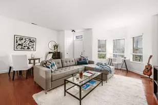 46 W Russell St, Columbus, OH 43215 - Photo 3