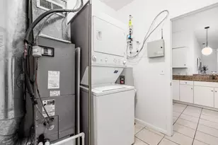 46 W Russell St, Columbus, OH 43215 - Photo 19