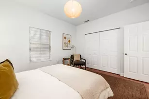 46 W Russell St, Columbus, OH 43215 - Photo 11