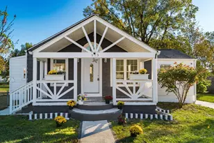 503 Ashwood Rd, Columbus, OH 43207 - Photo 1