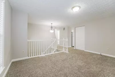 6976 Endsleigh Drive, Reynoldsburg, OH 43068 - Photo 3