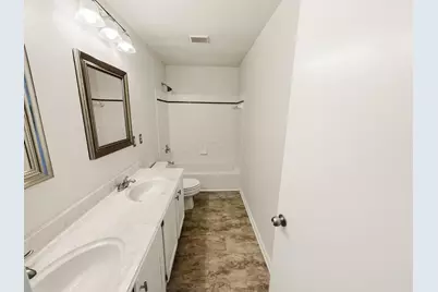 4517 Clayburn Drive W, Grove City, OH 43123 - Photo 7