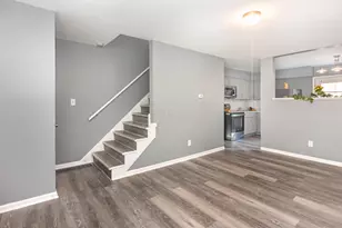 1752 Pine Tree St S, Columbus, OH 43229 - Photo 5