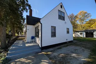 2225 Medina Ave, Columbus, OH 43211 - Photo 3