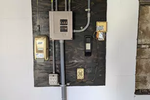 2225 Medina Ave, Columbus, OH 43211 - Photo 29