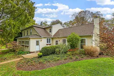 8056 Summit Road SW, Pataskala, OH 43062 - Photo 1