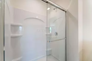 852 Sunny Vale Dr, Delaware, OH 43015 - Photo 29