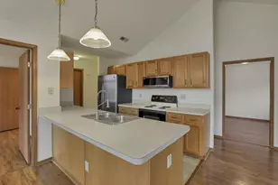 4997 Meadow Run Dr, Hilliard, OH 43026 - Photo 13