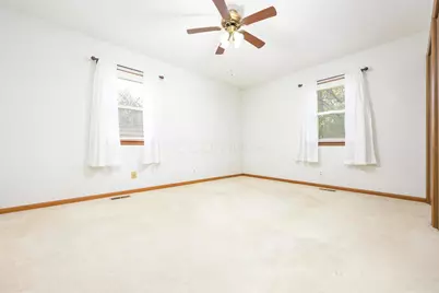 512 Newford Drive, Bellefontaine, OH 43311 - Photo 9