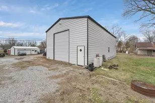 47 Front St, Commercial Point, OH 43116 - Photo 25
