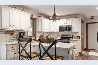 18384 Crawmer Road SE, Heath, OH 43056 - Photo 9