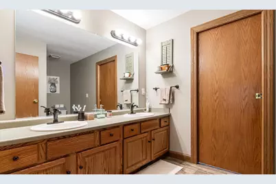 18384 Crawmer Road SE, Heath, OH 43056 - Photo 21