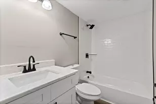 1905 Elmore Ave, Columbus, OH 43224 - Photo 13