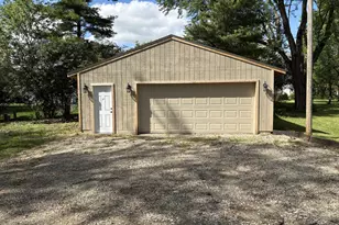 1896 Dyer Rd, Grove City, OH 43123 - Photo 35