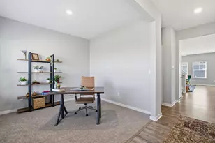 948 Caroline Dr, Plain City, OH 43064 - Photo 3