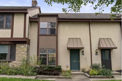 6198 Stornoway Drive S, Columbus, OH 43213 - Photo 1