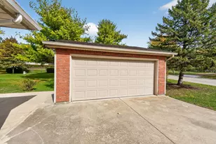 242 Miller Dr, Urbana, OH 43078 - Photo 11