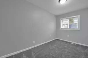 2188 Amherst Ave, Columbus, OH 43223 - Photo 15