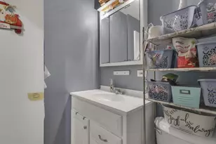 5152 Burdett Dr, Columbus, OH 43232 - Photo 17