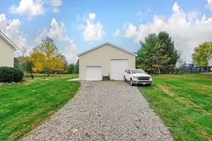 1219 W Slate Ridge Dr, Canal Winchester, OH 43110 - Photo 47