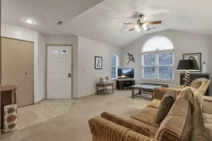 3757 Mill Stream Dr, Hilliard, OH 43026 - Photo 9