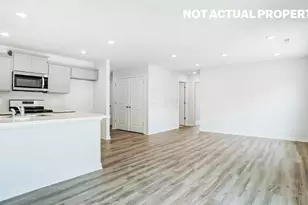 962 Sherwood Loop, Bellefontaine, OH 43311 - Photo 13