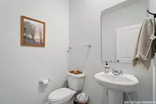 938 Sherwood Loop, Bellefontaine, OH 43311 - Photo 9