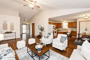 773 Rothrock Dr, Galloway, OH 43119 - Photo 7