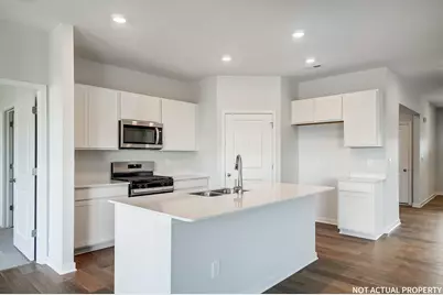 717 Maria Drive, Plain City, OH 43064 - Photo 3