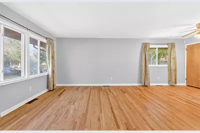 2579 Eakin Road, Columbus, OH 43204 - Photo 9