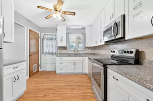 2579 Eakin Rd, Columbus, OH 43204 - Photo 19