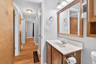 2579 Eakin Rd, Columbus, OH 43204 - Photo 45