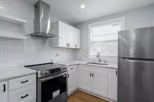 1472 S Champion Ave, Columbus, OH 43207 - Photo 5