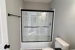 2858 Woodland Ave, Columbus, OH 43224 - Photo 15