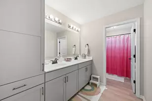 8197 Narrow Leaf Dr, Blacklick, OH 43004 - Photo 31